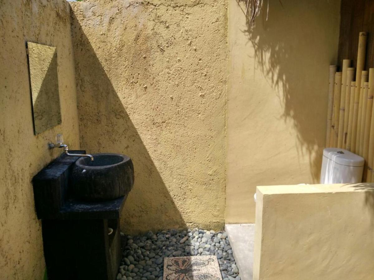 Selong Belanak Bungalows エクステリア 写真
