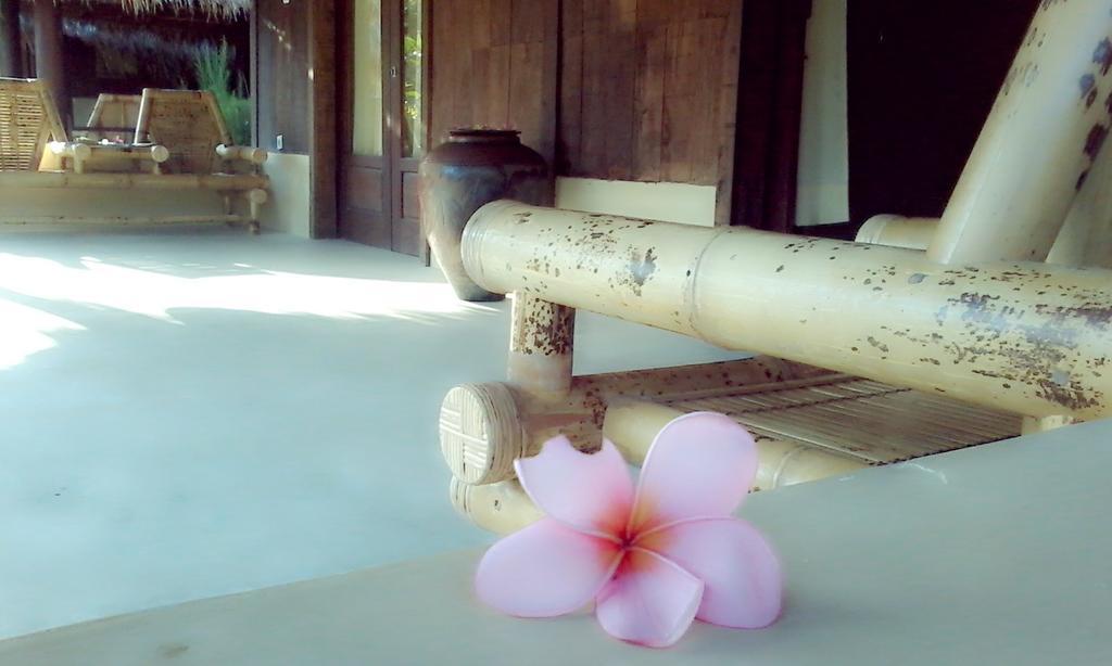 Selong Belanak Bungalows エクステリア 写真