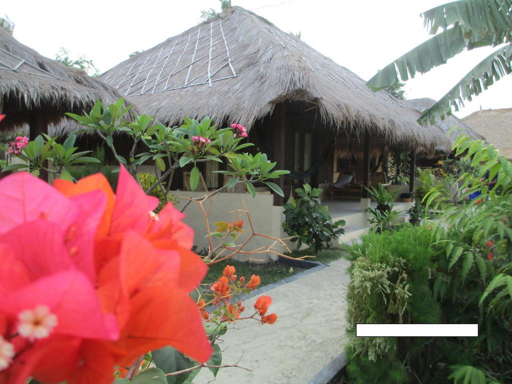 Selong Belanak Bungalows エクステリア 写真