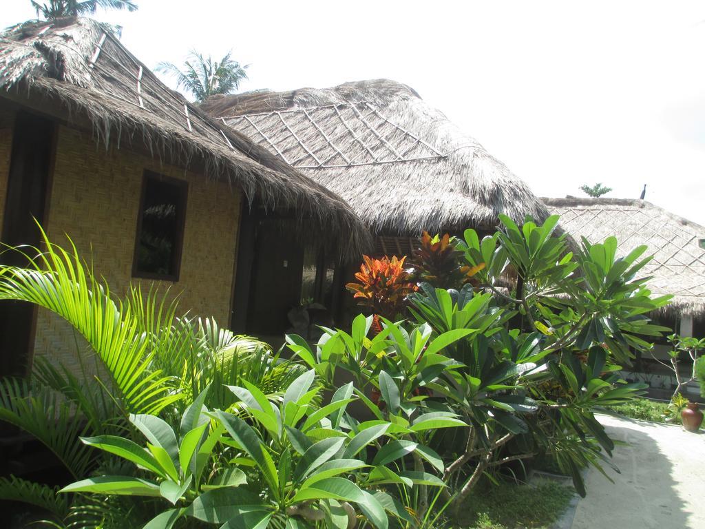 Selong Belanak Bungalows エクステリア 写真