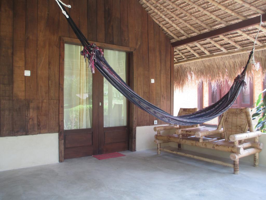 Selong Belanak Bungalows エクステリア 写真